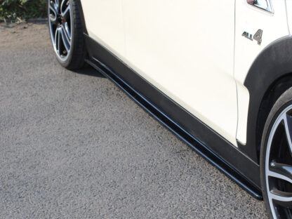 MINI F54 Clubman Maxton Design Side Skirt Splitters Gloss Black - Image 2