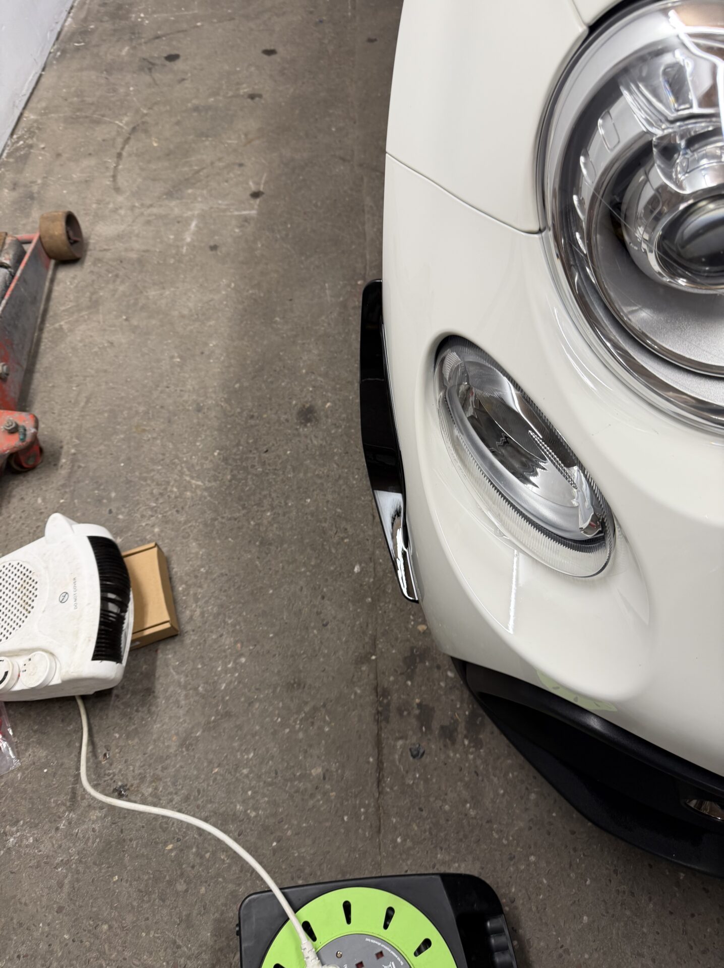 Pair of Air Intake Bumper Canards for Abarth 500 595 695 2016> Gloss Black or Gloss Red - Image 26